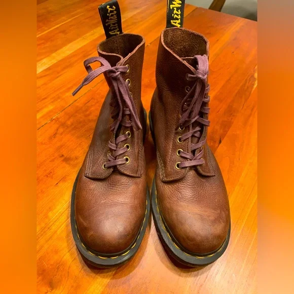 Dr Martens brown boots men’s size 7 - Picture 1 of 6